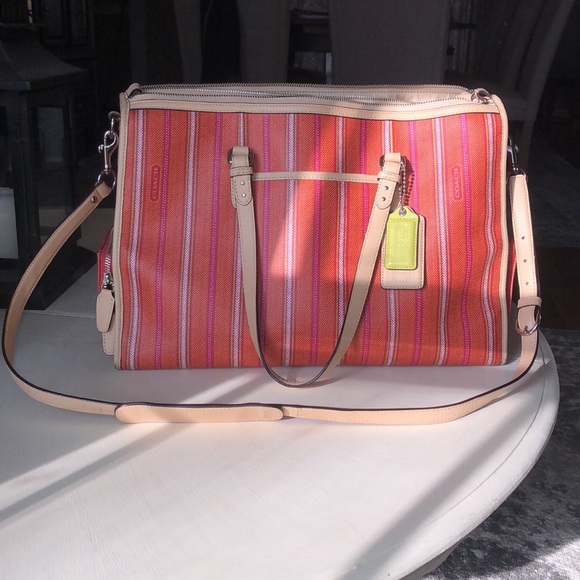 Coach diaper bag - Picture 1 of 6